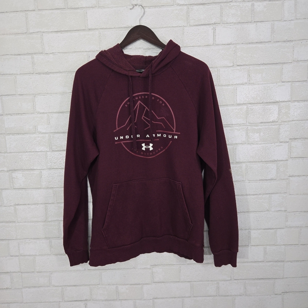 Under‎ Armour graphic hoodie